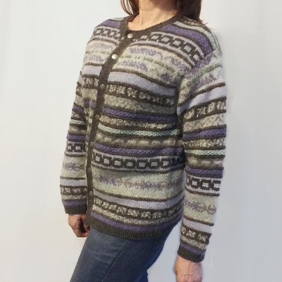 Northern Isles Wool Scottish Cardigan Sweater - Picture 4 of 16